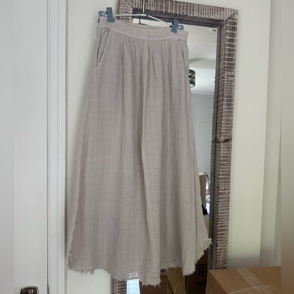 It Is Well L.A. Dresses & Skirts - It Is Well LA small cotton gauze light grey skirt - like new